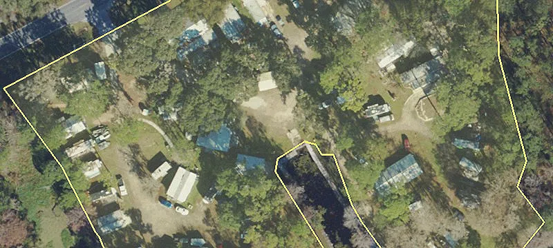 10050 Hwy 40th E