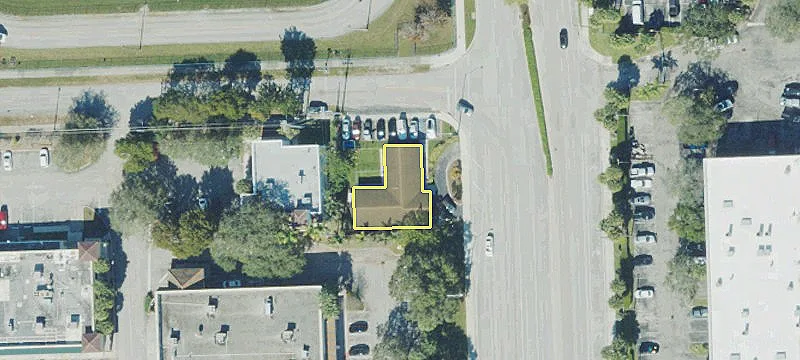 120 Douglas Rd