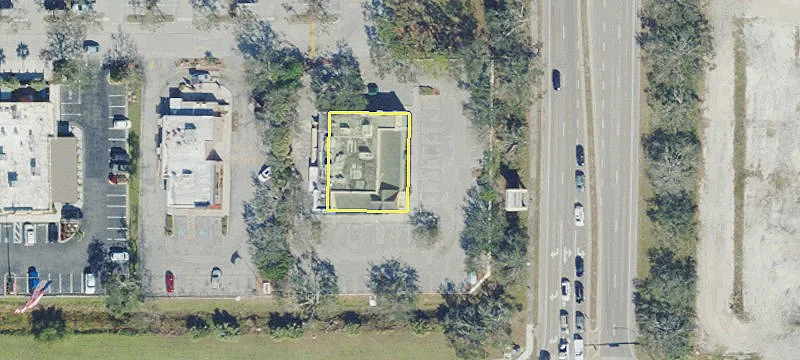 4369 Tamiami Trl