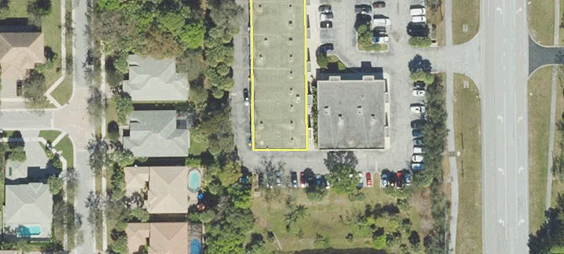 1975 Sansburys Way, Unit 13