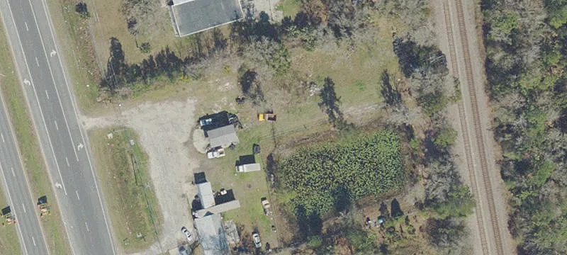 330 Hwy 17