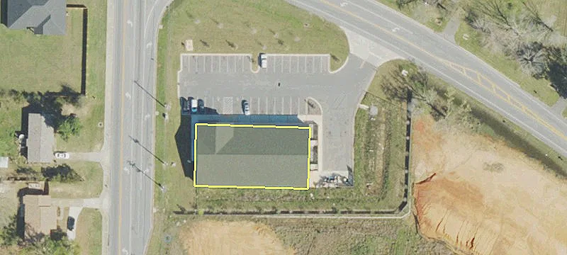 305 Kingsfield Rd