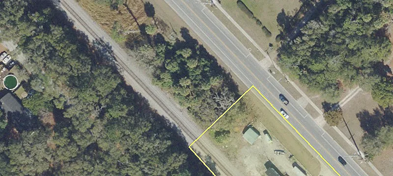 1739 Hwy 17