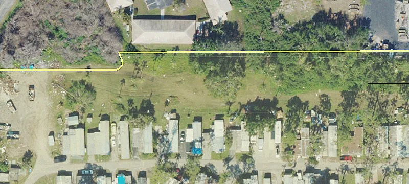 1897 Tamiami Trl