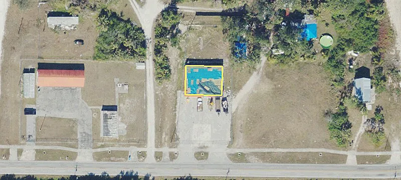 1537 Laurel Dr