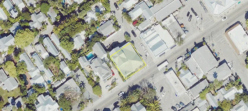 921 Truman Ave