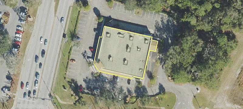 15 Charles Richard Beall Blvd