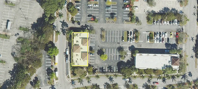 1558 Palm Bch Lks Blvd