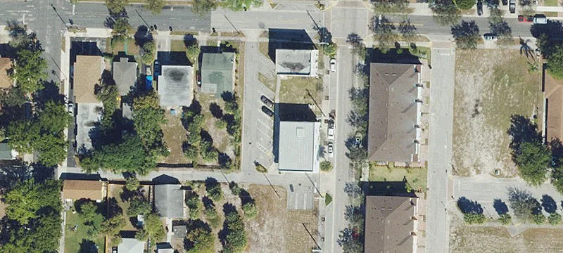 2037 Spruce Ave