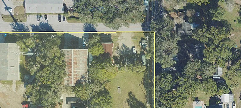 1400 Elm Ave