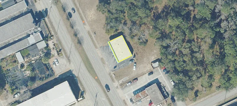 557 Yonge St