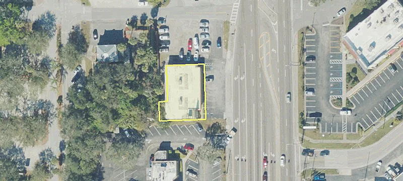 35 Courtenay Pkwy