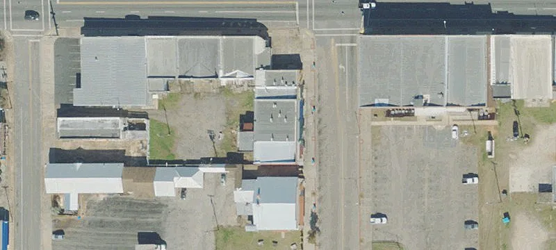8 Adams St