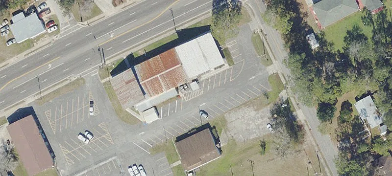 1305 Idlewild Ave