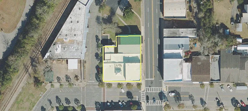 306 Main St