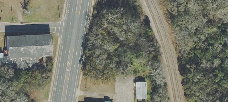 443 Pat Thomas Pkwy