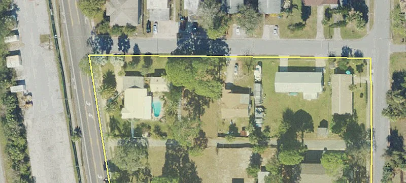 317 Oleander Pl
