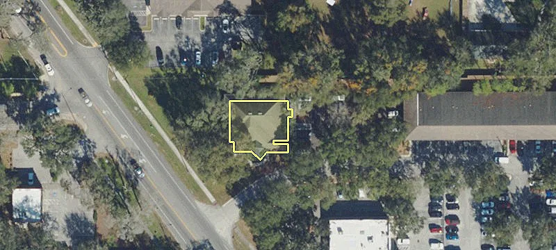 3203 Lithia Pinecrest Rd