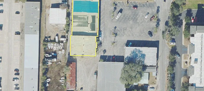327 Racetrack NE Rd