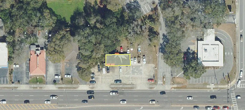 1480 Main St