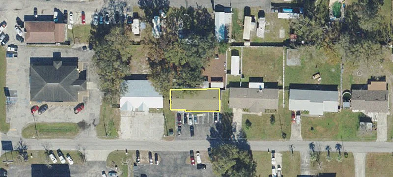 923 Fairlane Dr