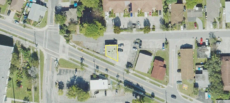 889 Foster Rd