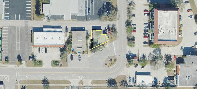 157 Miami E Ave