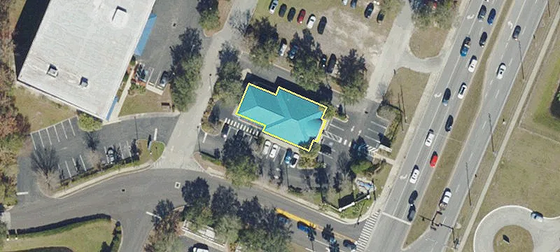 2255 Collier Pkwy