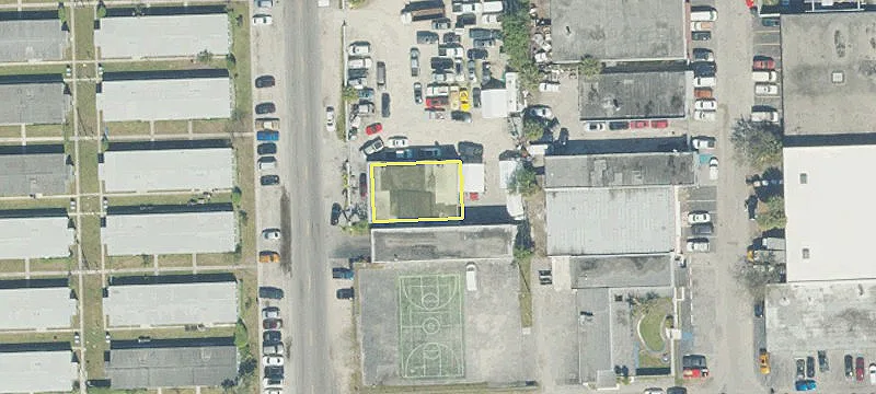 810 9th Ave