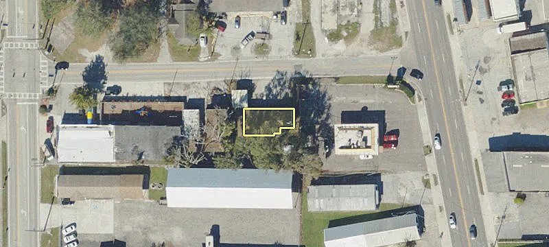 105 Ball St