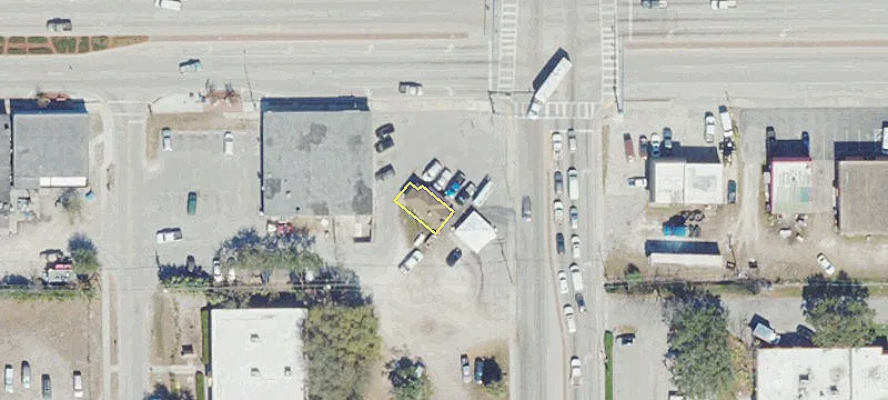101 Main St