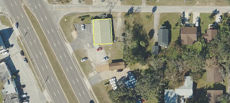 207 Hwy 27