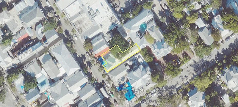 221 Duval St