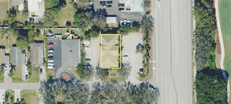 10001 Tamiami N Trl