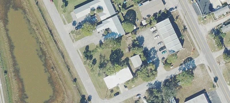 1040 Aurora Rd