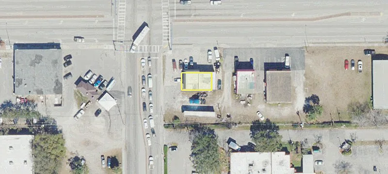 101 Main St