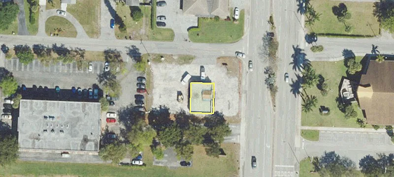 3001 Congress Ave
