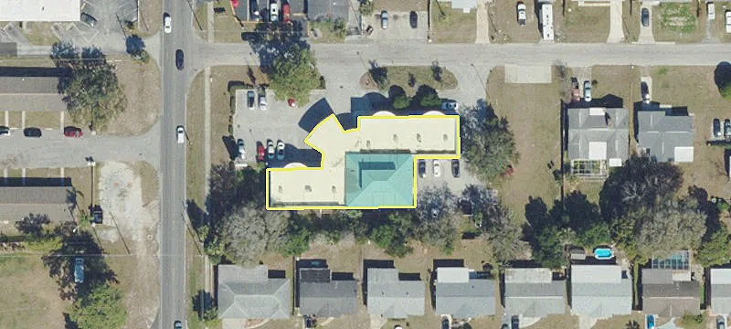 4738 Grand Blvd