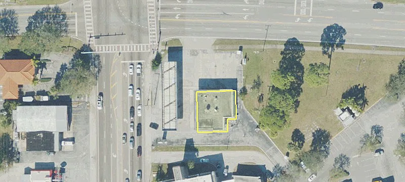 290 Courtenay Pkwy