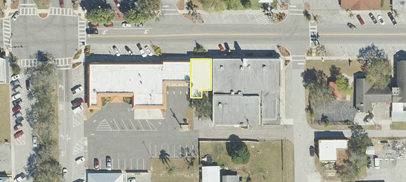 124 Interlake Blvd