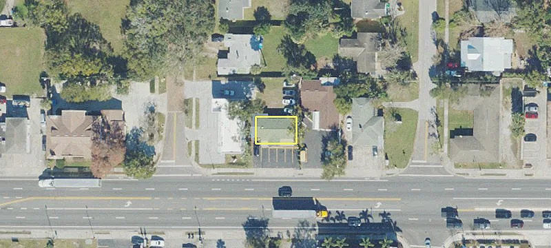 1435 Fairbanks Ave