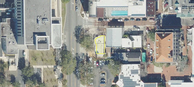 223 Main St