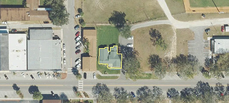 417 Interlake Blvd