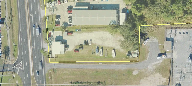 3330 Courtenay Pkwy