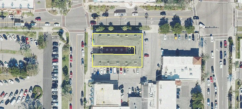 150 Nokomis N Ave