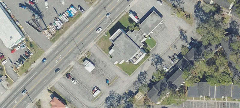 5730 University W Blvd