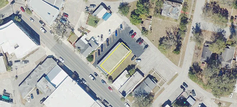 140 Commerce Ave