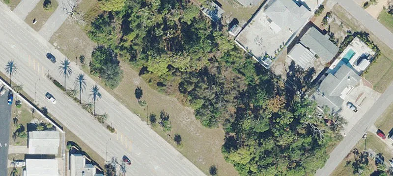 775 Tamiami S Trl