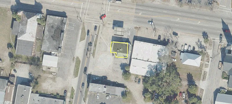 819 Reid St