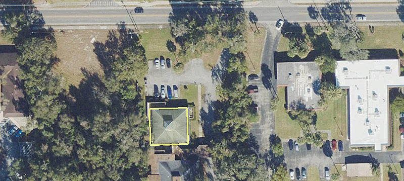 800 Plymouth Ave